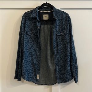 TNA Leopard Denim Button Down - HIGH QUALITY